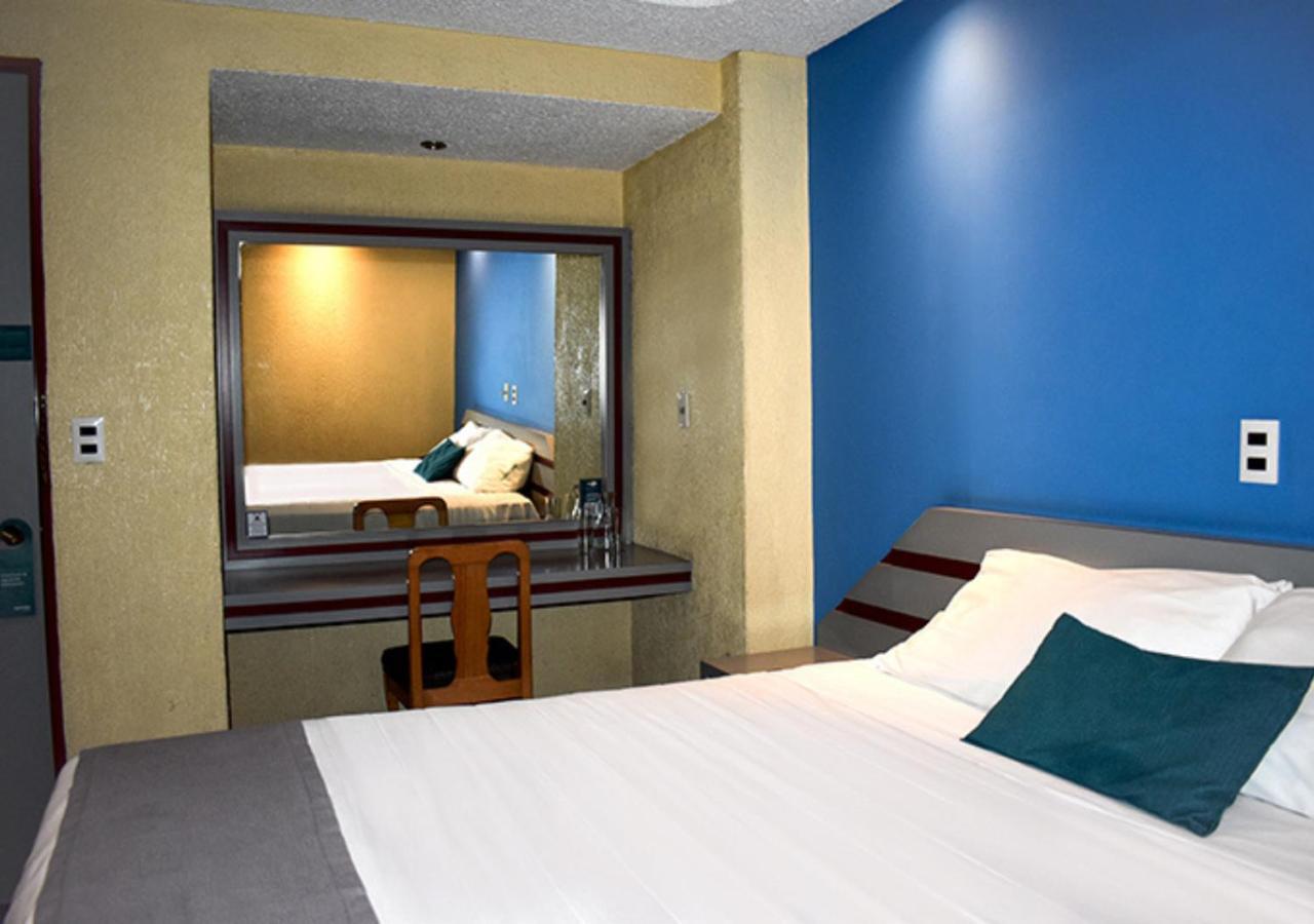 Frida Costa Azul Hotel เม็กซิโกซิตี้ ภายนอก รูปภาพ