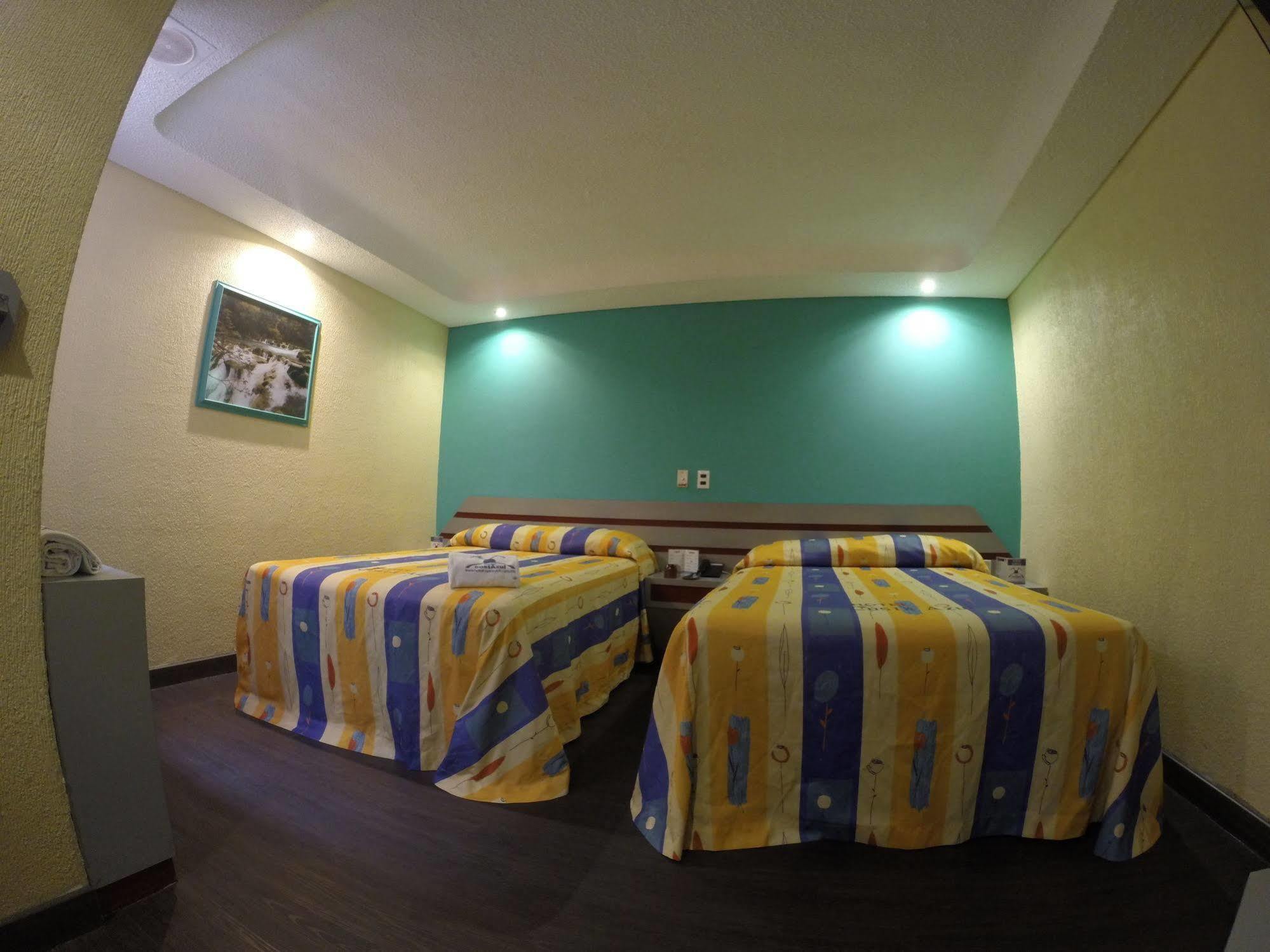 Frida Costa Azul Hotel เม็กซิโกซิตี้ ภายนอก รูปภาพ